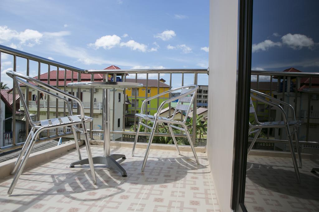 G&B Guesthouse Patong Ngoại thất bức ảnh