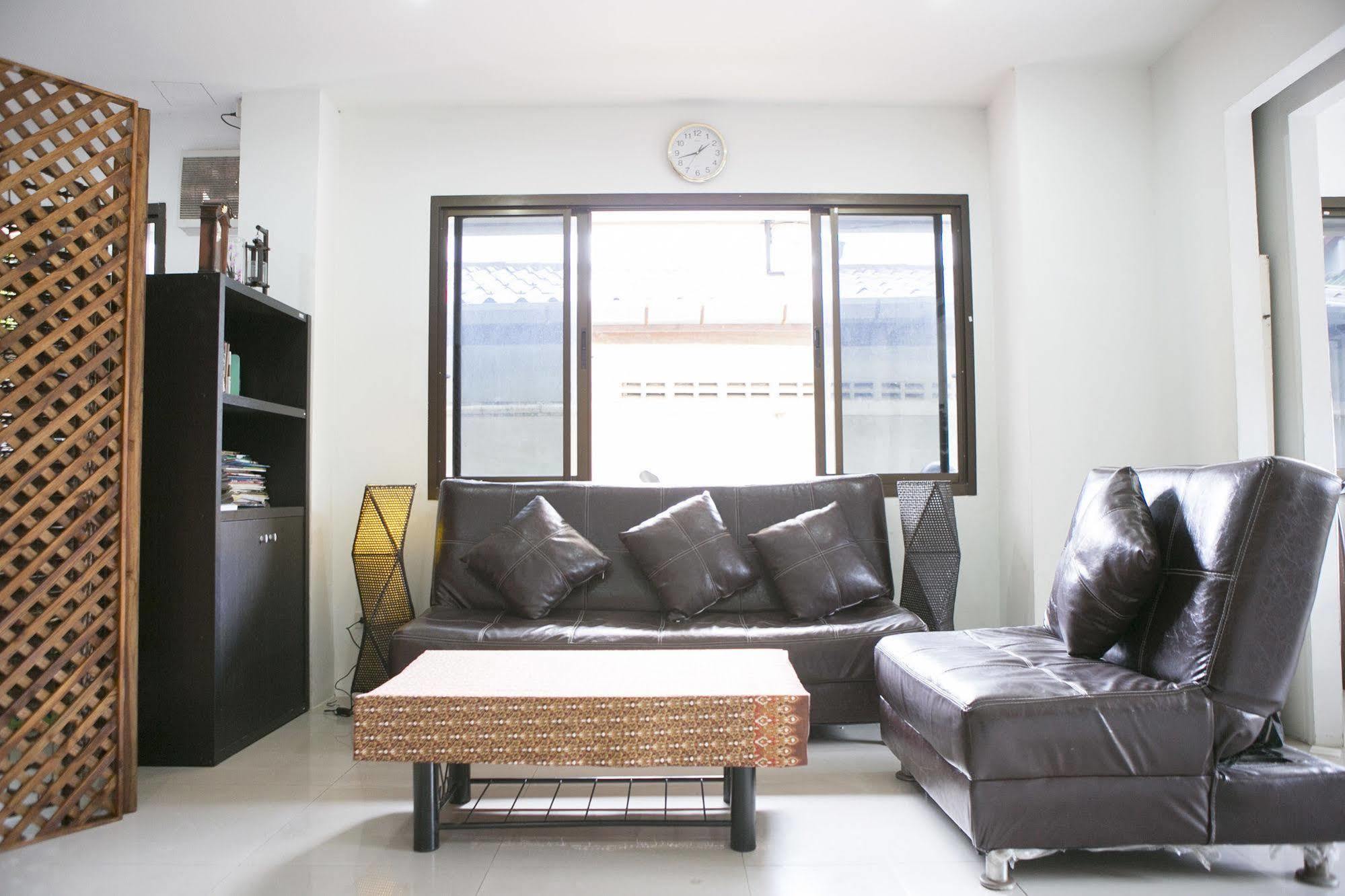 G&B Guesthouse Patong Ngoại thất bức ảnh